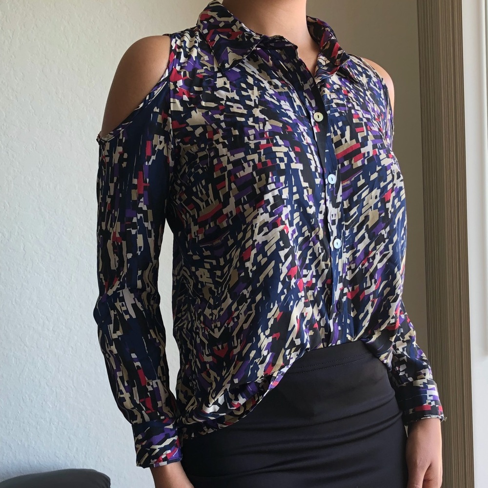 Like new cold shoulder blouse!